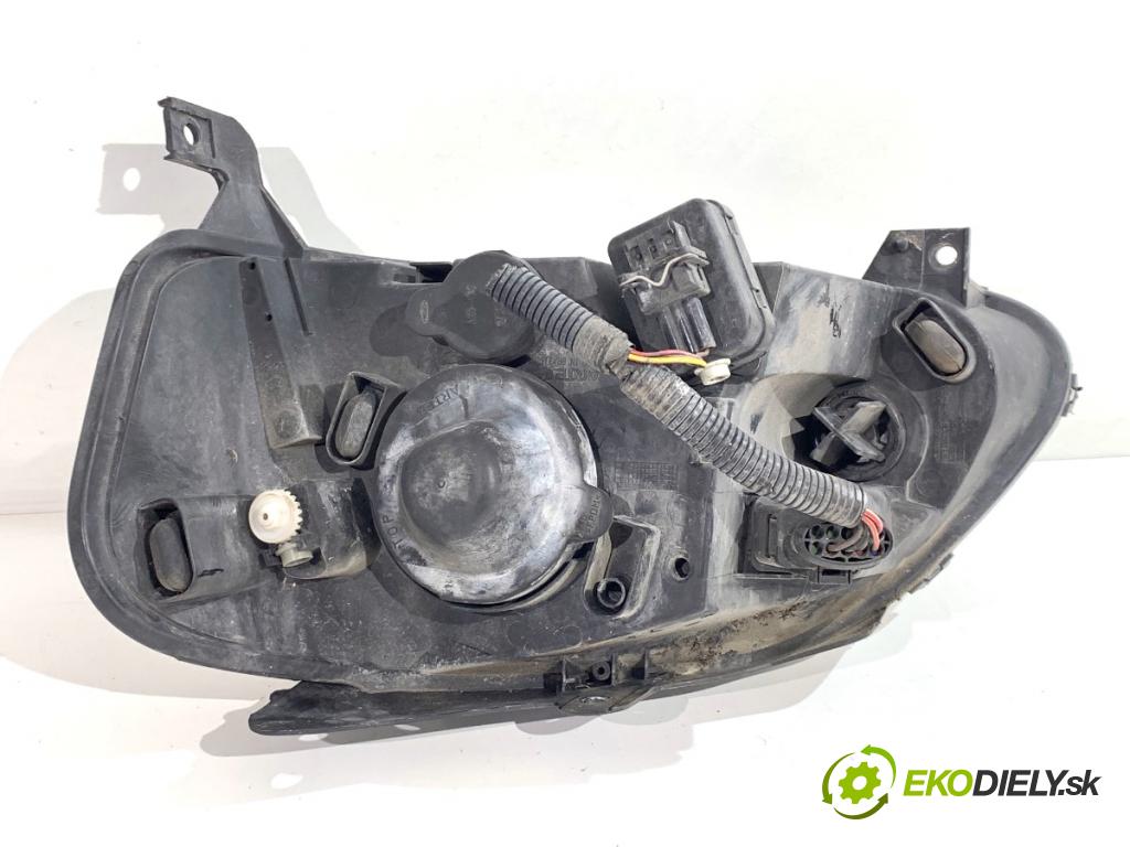 VW FOX liftback 2006 40 kW 1.2 1198 Svetlomet pravy predný