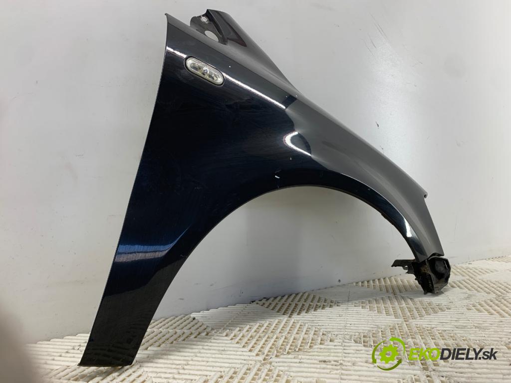 VW FOX liftback 2006 40 kW 1.2 1198 Blatník pravy predný