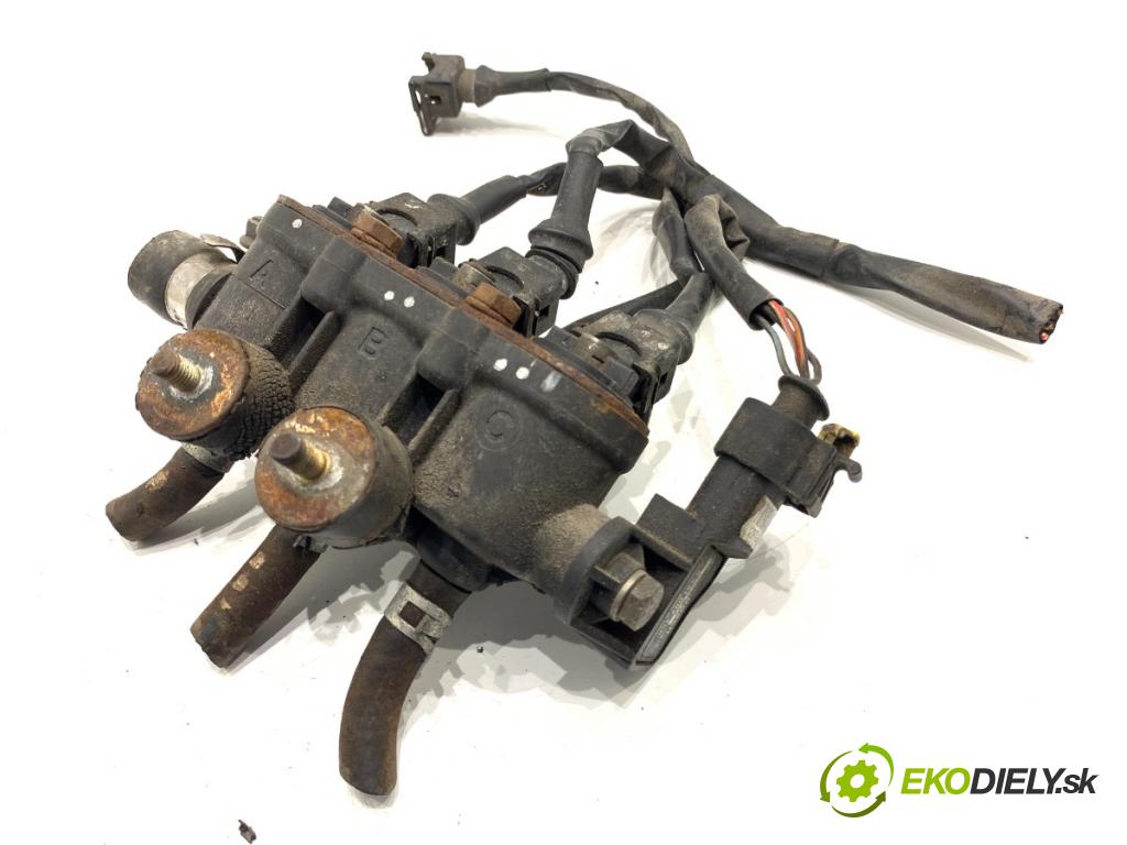 VW FOX liftback 2006 40 kW 1.2 1198 vstrekovač LPG 67R-010233