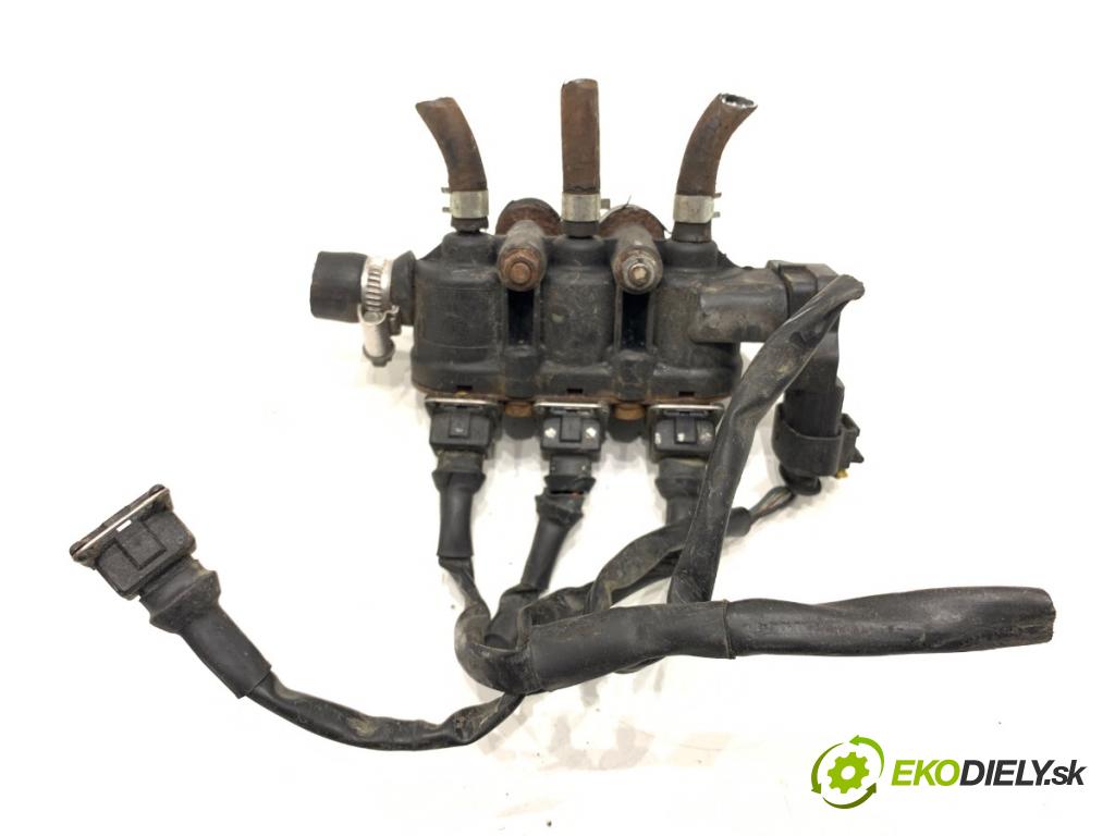 VW FOX liftback 2006 40 kW 1.2 1198 vstrekovač LPG 67R-010233