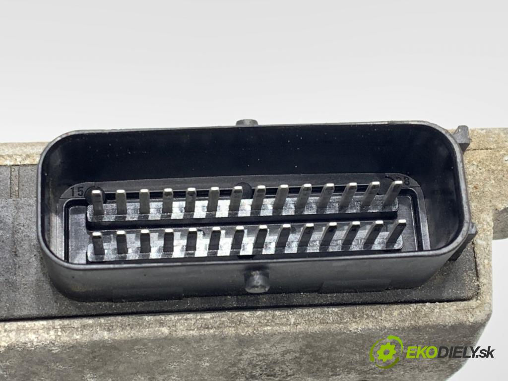 VW FOX liftback 2006 40 kW 1.2 1198 riadiaca jednotka LPG 67R-016002
