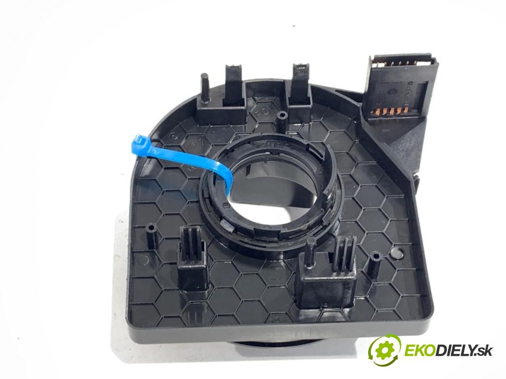 VW POLO IV 9N liftback 2005 47 kW 1.2 12V 1198 kroužek slimák airbag  (Airbag)