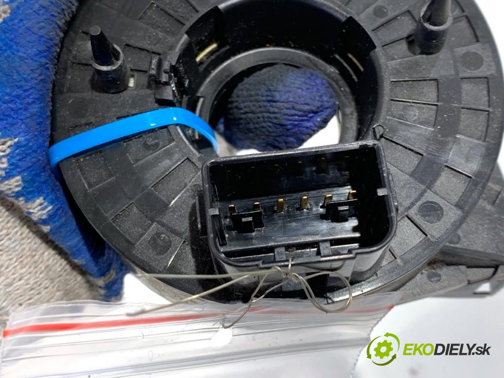 VW POLO IV 9N liftback 2005 47 kW 1.2 12V 1198 kroužek slimák airbag  (Airbag)