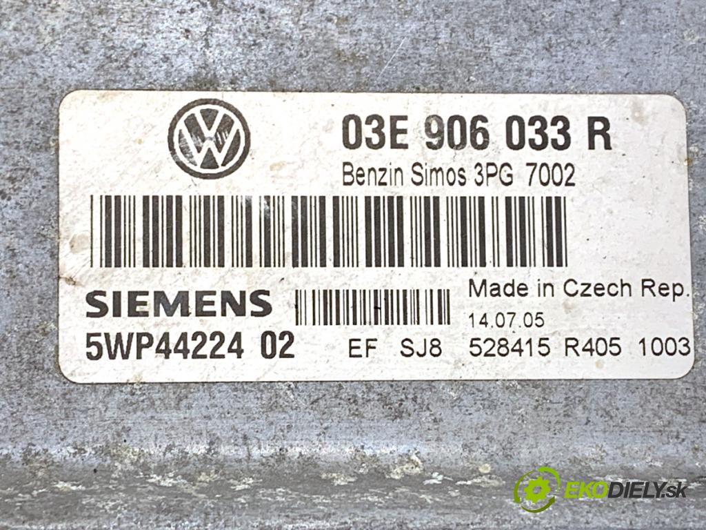 VW POLO IV 9N liftback 2005 47 kW 1.2 12V 1198 riadiaca jednotka Motor 03E906033R (Riadiaca jednotka)