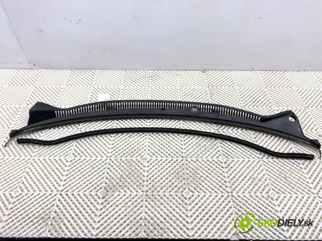 VW POLO IV 9N liftback 2005 47 kW 1.2 12V 1198 Torpédo, plast pod čelné okno 6Q1819415B (Torpédo (plast pod čelným sklom))