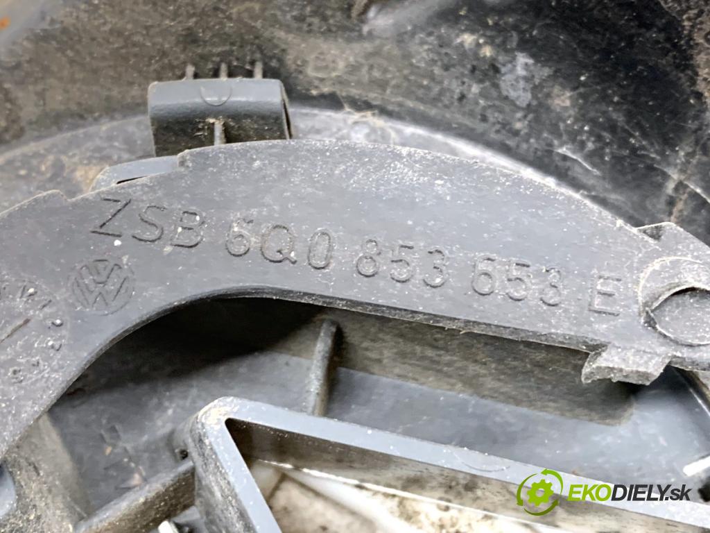 VW POLO IV 9N liftback 2005 47 kW 1.2 12V 1198 mřížka maska 6Q0853653E (Přední mřížka (maska chladiče))