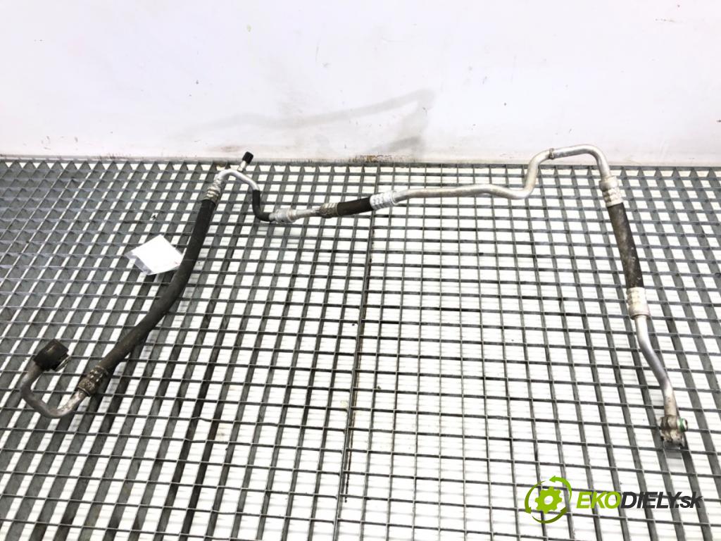 VW POLO IV 9N liftback 2005 47 kW 1.2 12V 1198 rúrka klimatizace  (Trubka klimatizace)