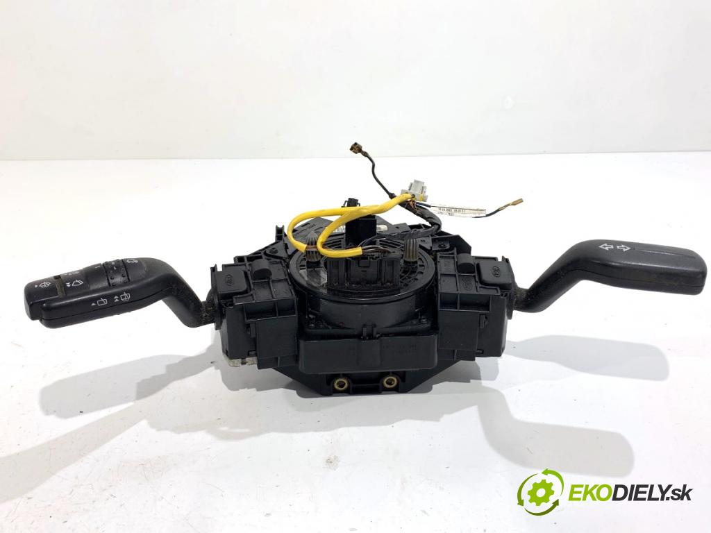 FORD FOCUS C-MAX nadwozie wielkoprzestrzenne (MPV) 2003 88 kW 1.8 1798 Prepínač kombinovaný 3M5T-14A664-AD (Prepínacie páčky pod volantom)