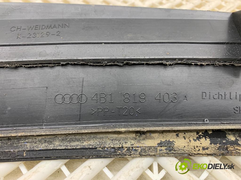 AUDI A6 C5 sedan 1997 110 kW 1.8 T 1781 Torpédo, plast pod čelné okno 4B1819403A (Torpédo (plast pod čelným sklom))