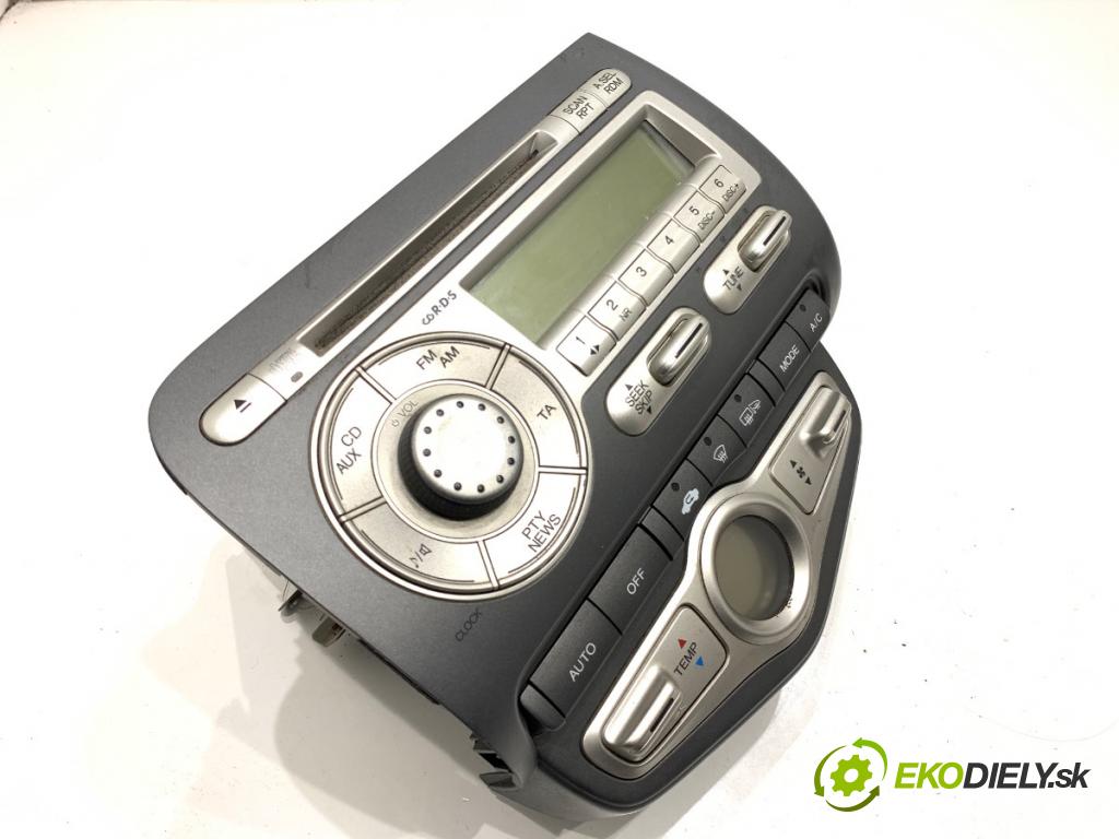 HONDA JAZZ II liftback 2007 61 kW 1.3 iDSi (GD1) 1339 RADIO 39100-SAA-E310-M1 (Audio zariadenie)