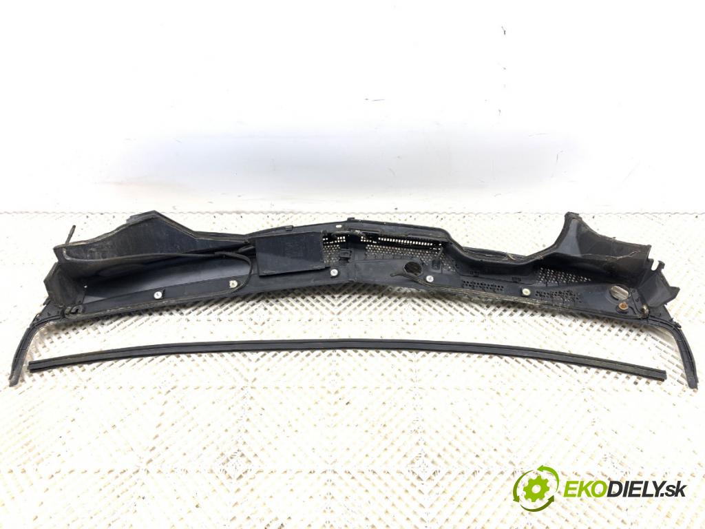 HONDA JAZZ II liftback 2007 61 kW 1.3 iDSi (GD1) 1339 Torpédo, plast pod čelné okno 74210-SAA (Torpédo (plast pod čelným sklom))