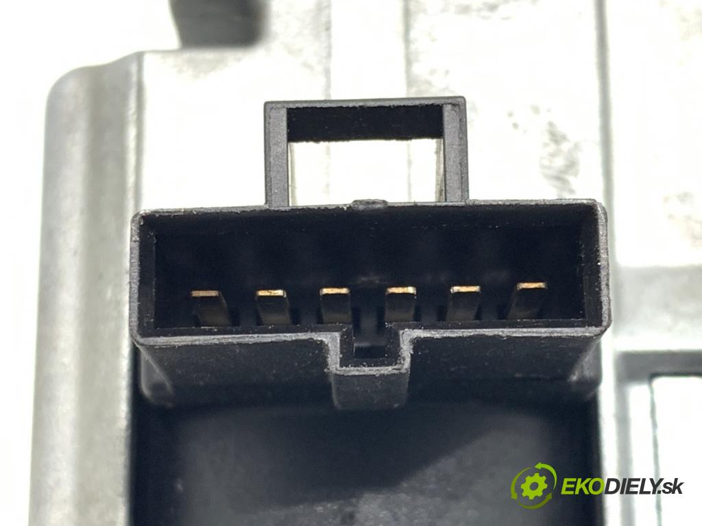 OPEL CORSA D liftback 2007 66 kW 1.4 (L08, L68) 1364 spinačka 56155D (Spínacia skrinka)