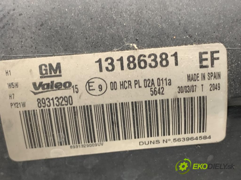 OPEL CORSA D liftback 2007 66 kW 1.4 (L08, L68) 1364 Svetlomet ľavy predný 13186381