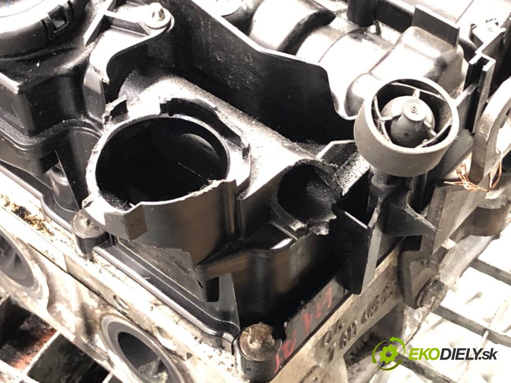 BMW F31 Kombi 2012 135 kW 320 d 1995 Hlava valcov 7781102 N47D20C (Hlava valcov)