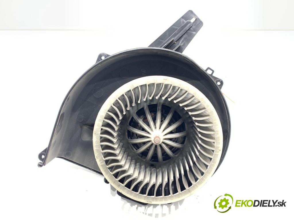 SKODA ROOMSTER nadwozie zamknięte / kombi 2007 59 kW 1.4 TDI 1422 ventilátor kúrenia 6Q1819015G
