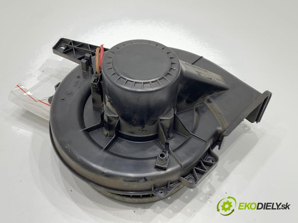 SKODA ROOMSTER nadwozie zamknięte / kombi 2007 59 kW 1.4 TDI 1422 ventilátor kúrenia 6Q1819015G