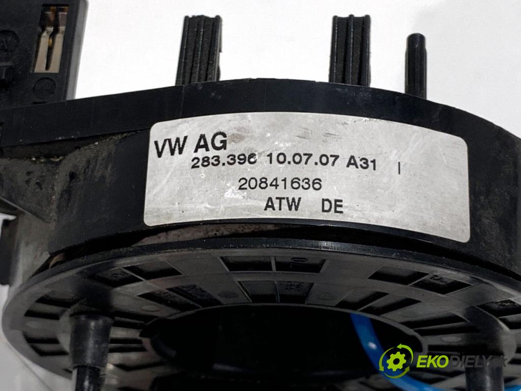 SKODA ROOMSTER nadwozie zamknięte / kombi 2007 59 kW 1.4 TDI 1422 kroužek slimák airbag 283396 (Airbag)