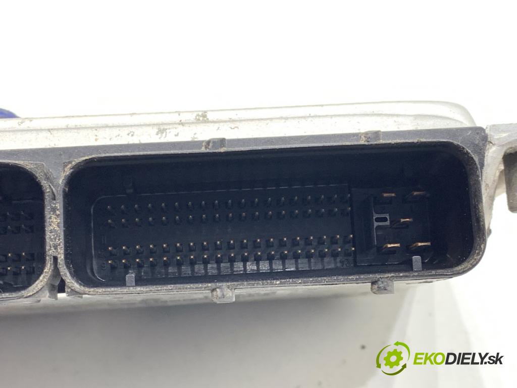 SKODA ROOMSTER nadwozie zamknięte / kombi 2007 59 kW 1.4 TDI 1422 riadiaca jednotka Motor 045906019CC (Riadiaca jednotka)