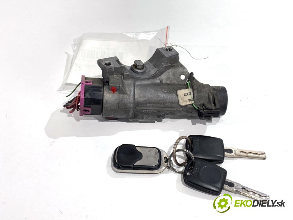 SKODA ROOMSTER nadwozie zamknięte / kombi 2007 59 kW 1.4 TDI 1422 spinačka 4B0905851C (Spínacia skrinka)