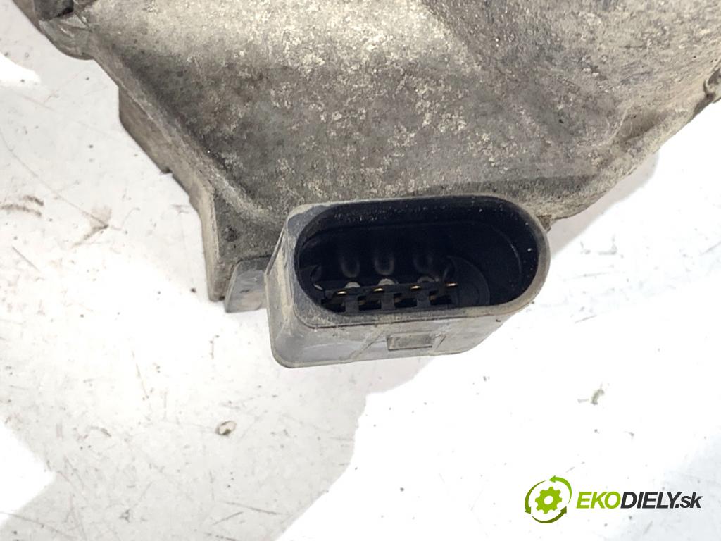 SKODA ROOMSTER nadwozie zamknięte / kombi 2007 59 kW 1.4 TDI 1422 Škrtiaca klapka 045128063G (Škrtiaca klapka)