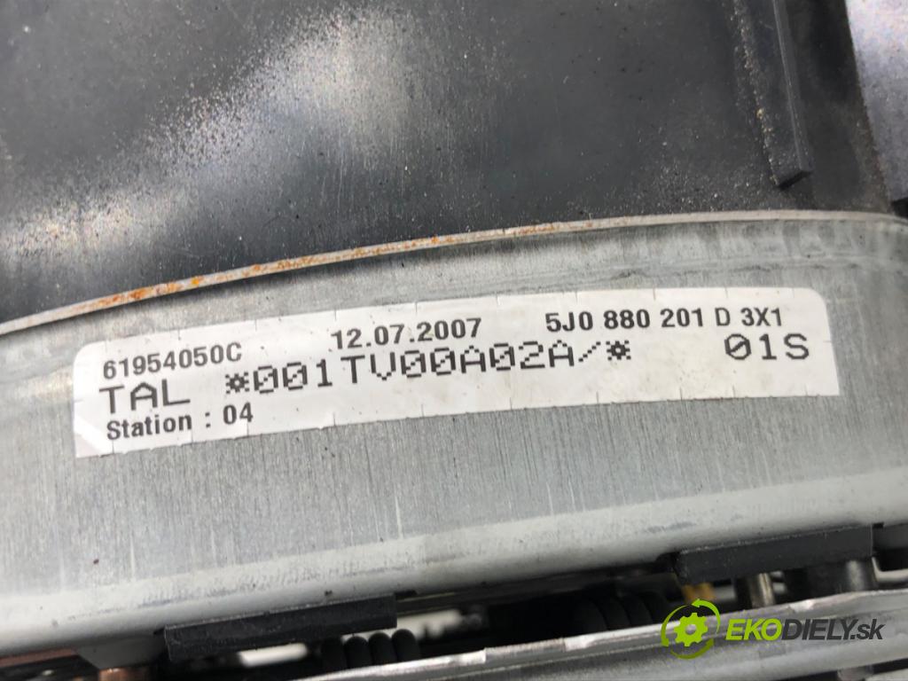 SKODA ROOMSTER nadwozie zamknięte / kombi 2007 59 kW 1.4 TDI 1422 AirBag volantu 5J0880201D (Airbag)