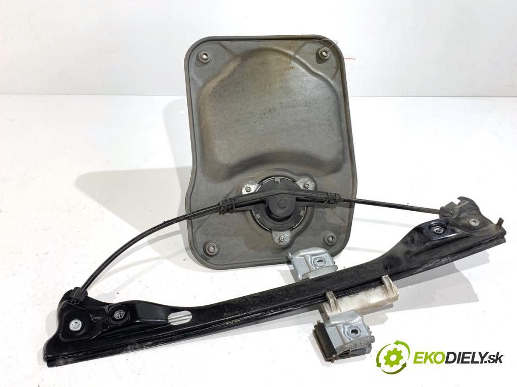 SKODA ROOMSTER nadwozie zamknięte / kombi 2007 59 kW 1.4 TDI 1422 Mechanizmus okna ľavy predný 5J7837401
