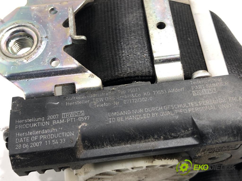 SKODA ROOMSTER nadwozie zamknięte / kombi 2007 59 kW 1.4 TDI 1422 Držiak BEZPEČNOSŤ ľavy predný 5J1857701A