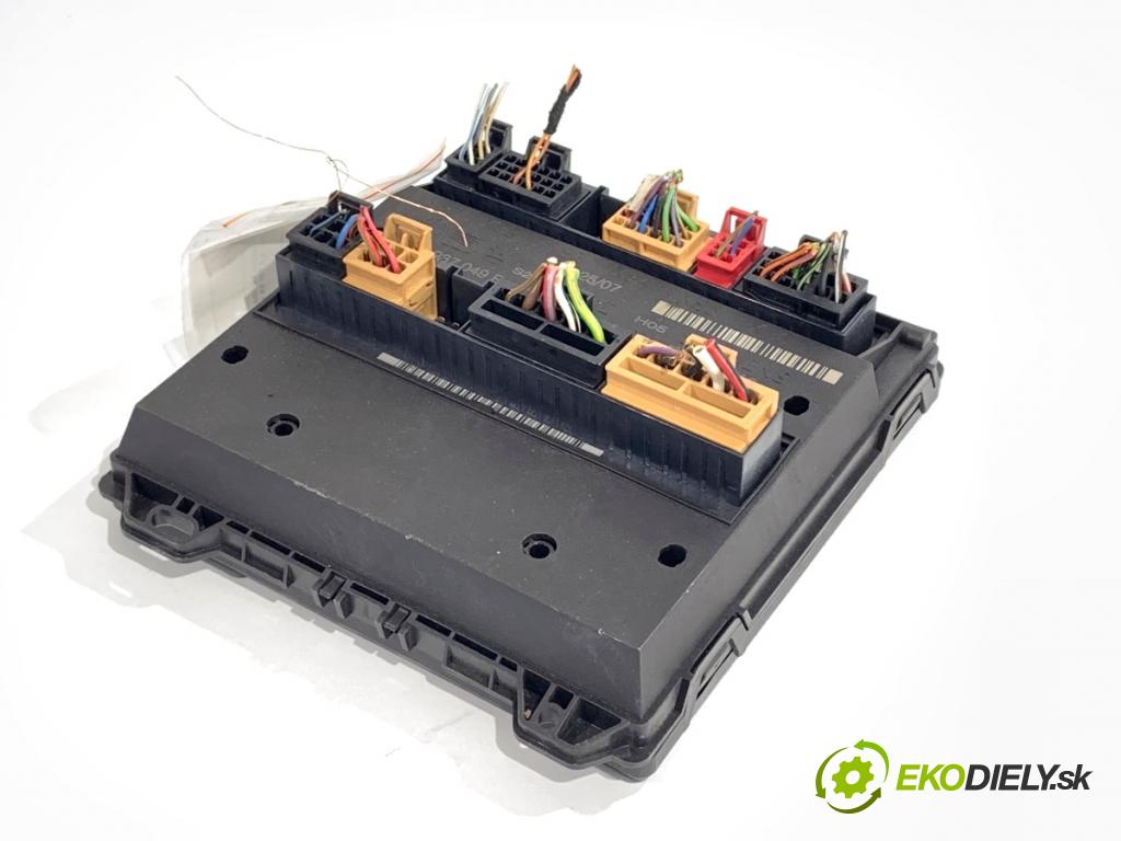 SKODA ROOMSTER nadwozie zamknięte / kombi 2007 59 kW 1.4 TDI 1422 Modul komfortu 6Q2937049F (Modul komfortu)