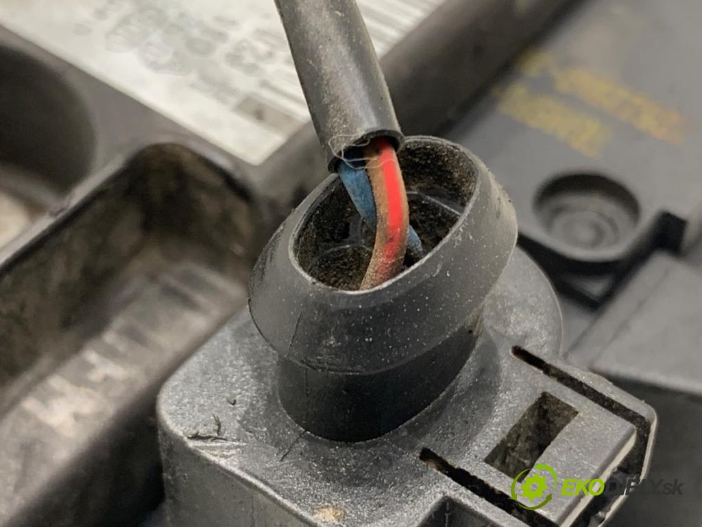 SKODA ROOMSTER nadwozie zamknięte / kombi 2007 59 kW 1.4 TDI 1422 Alternátor 045903023H (Alternátor)