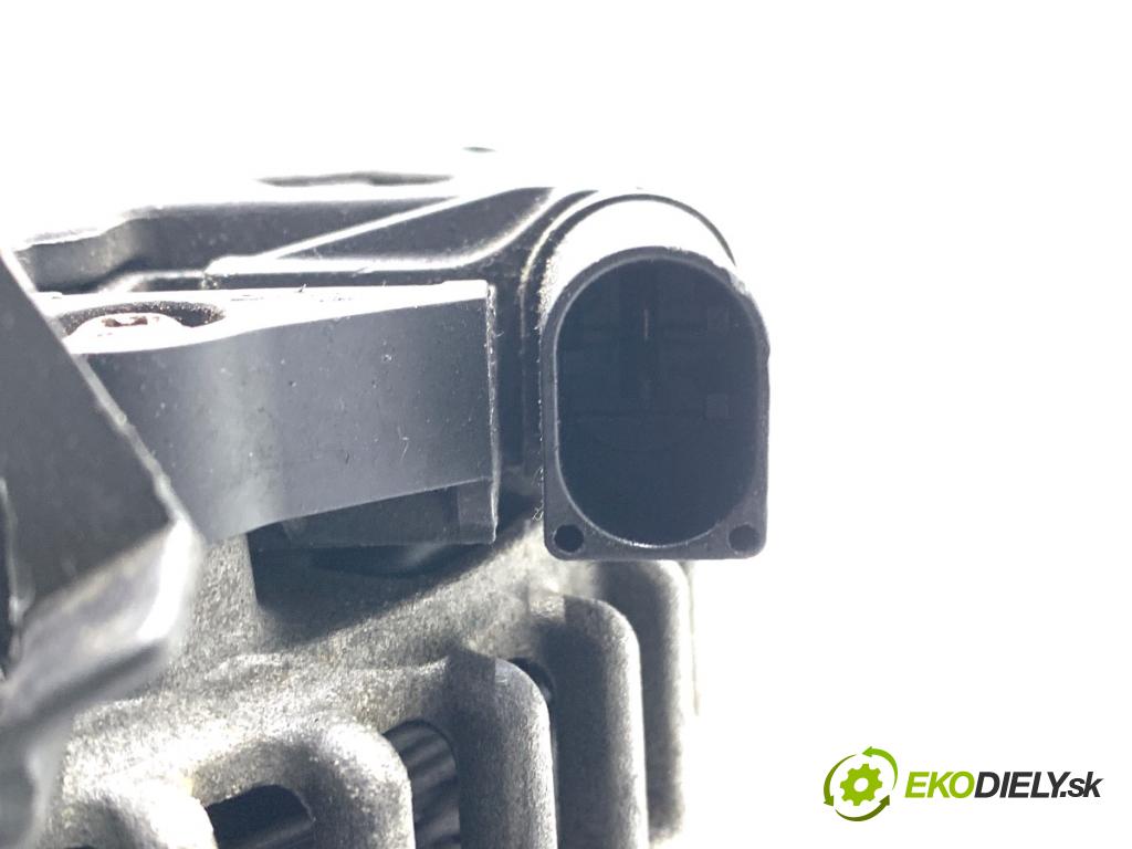 BMW E92 coupe 2006 200 kW 330 i 2996 Alternátor 7550469 (Alternátor)