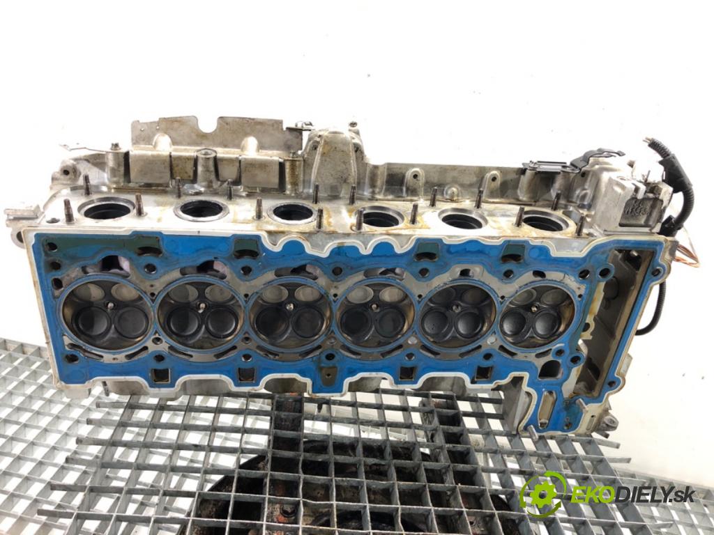 BMW E92 coupe 2006 200 kW 330 i 2996 Hlava valcov N52B30A (Hlava valcov)