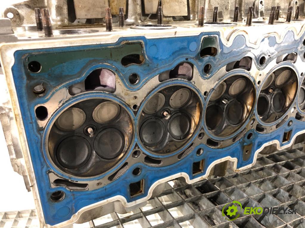 BMW E92 coupe 2006 200 kW 330 i 2996 Hlava valcov N52B30A (Hlava valcov)