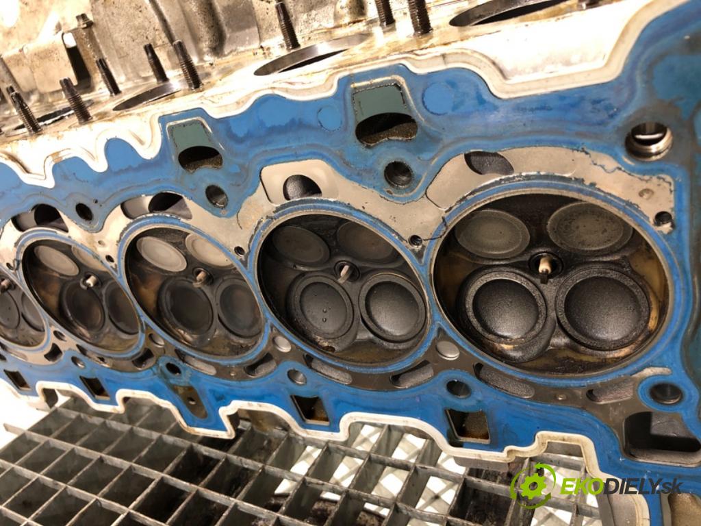 BMW E92 coupe 2006 200 kW 330 i 2996 Hlava valcov N52B30A (Hlava valcov)