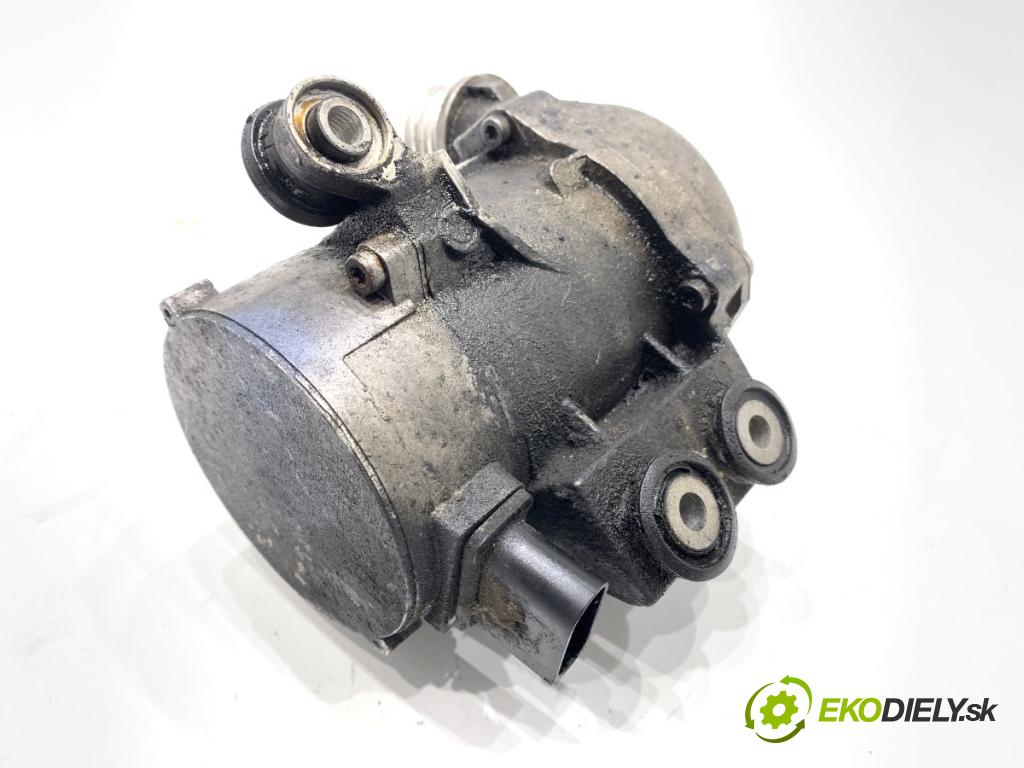 BMW E92 coupe 2006 200 kW 330 i 2996 Pumpa vody 307076030 (Vodná pumpa)