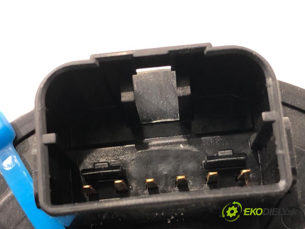 SEAT CORDOBA II sedan 2005 55 kW 1.4 16V 1390 Prepínač kombinovaný 6Q0953503AC (Prepínacie páčky pod volantom)