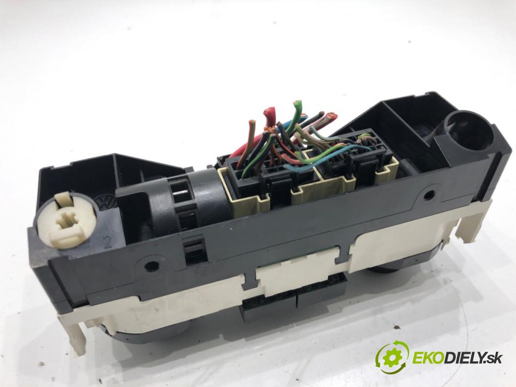 SEAT CORDOBA II sedan 2005 55 kW 1.4 16V 1390 Panel ovládania kúrenia 6L0820045A (Prepínacie páčky pod volantom)