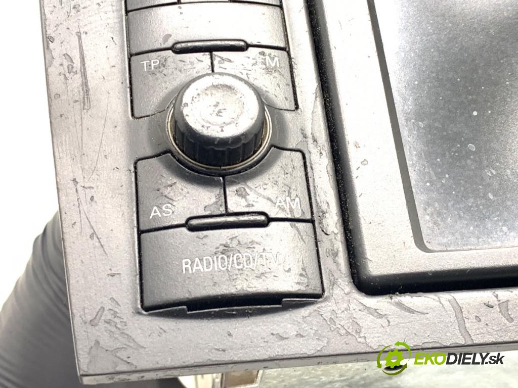 AUDI A6 C5 sedan 2002 162 kW 3.0 2976 RADIO 4B0035192K (Audio zariadenie)