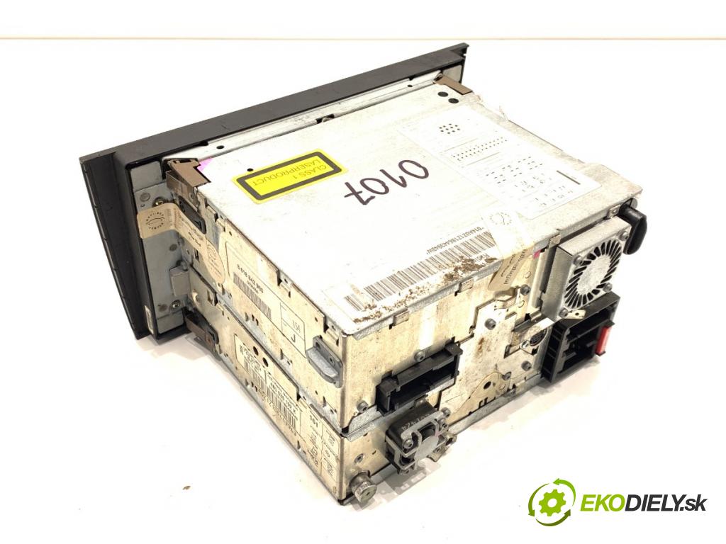 AUDI A6 C5 sedan 2002 162 kW 3.0 2976 RADIO 4B0035192K (Audio zariadenie)