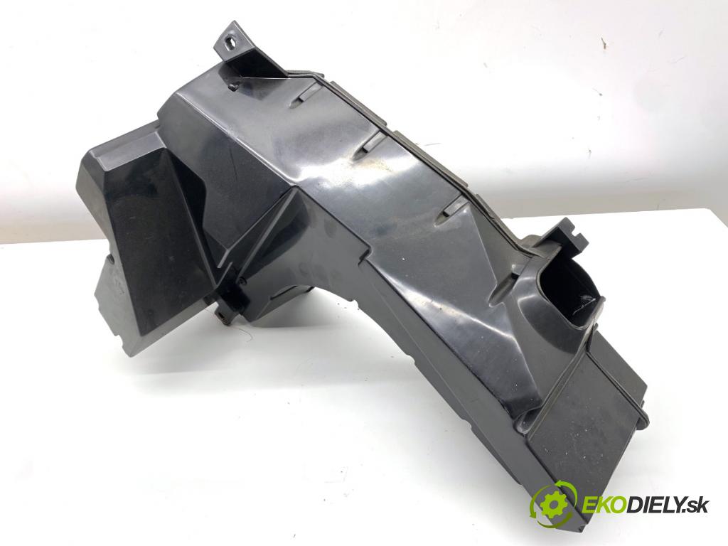 AUDI A6 C5 sedan 2002 162 kW 3.0 2976 subwoofer 4B5035382 (Audio zariadenie)