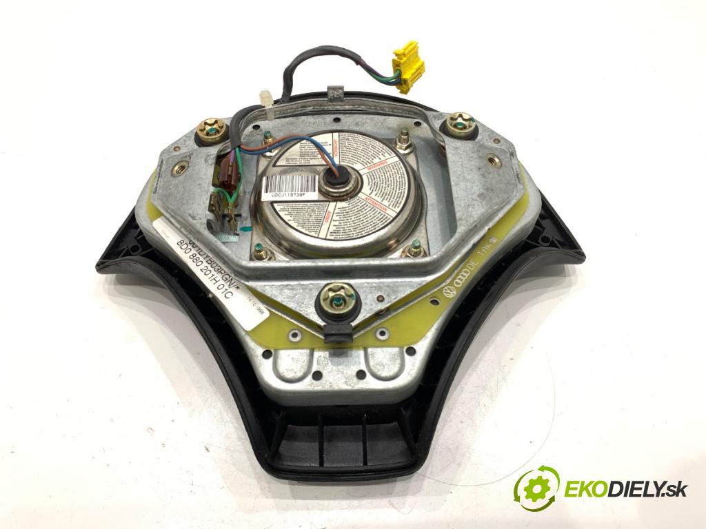 AUDI A6 C5 sedan 2002 162 kW 3.0 2976 AirBag volantu 8D0880201H (Airbag)