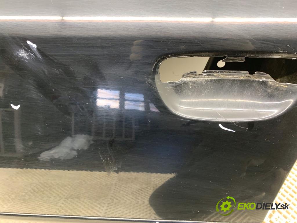 AUDI A6 C5 sedan 2002 162 kW 3.0 2976 Dvere ľavy predný