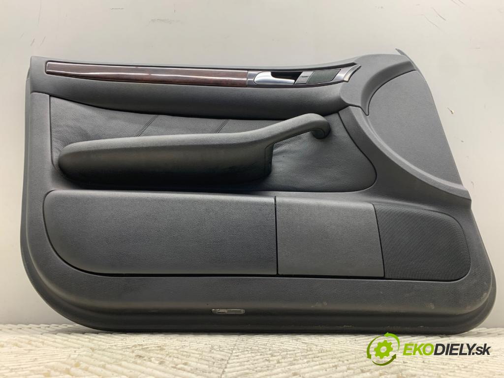 AUDI A6 C5 sedan 2002 162 kW 3.0 2976 čalúnenie Dvere ľavy predný