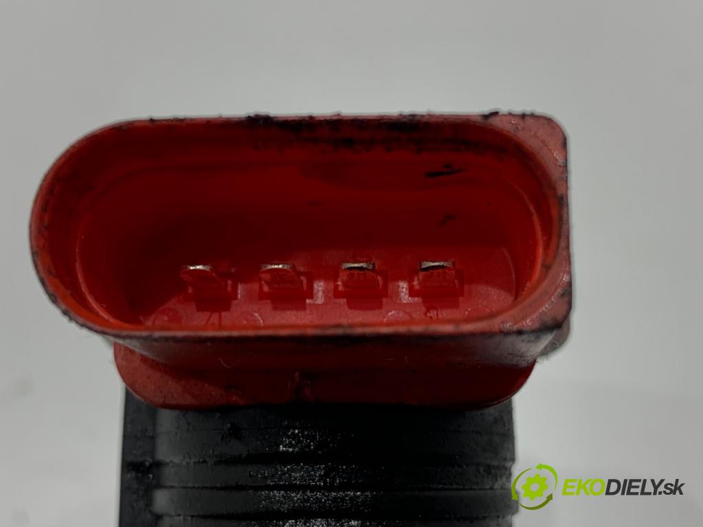 AUDI A6 C5 sedan 2002 162 kW 3.0 2976 Cievka zapaľovacia 0040102051 (Zapaľovacia cievka)