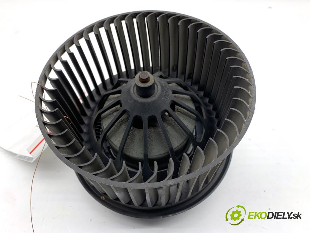 VOLVO V50 Kombi 2006 80 kW 1.6 D 1560 ventilátor kúrenia 4M5H-18456-CD