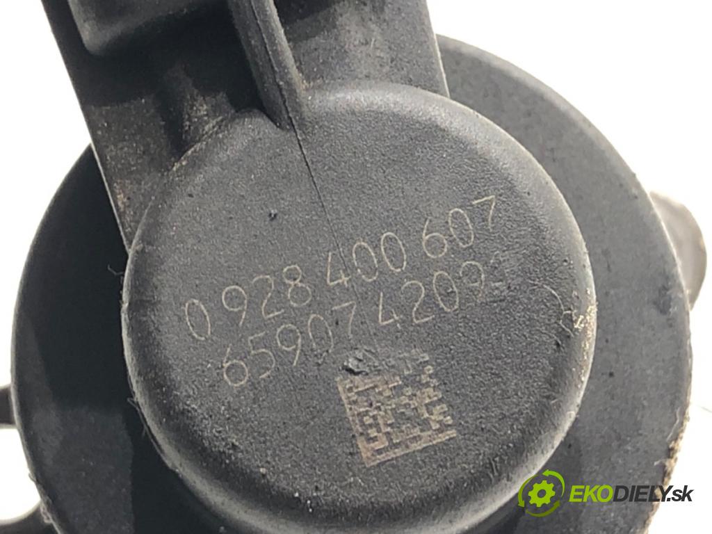 VOLVO V50 Kombi 2006 80 kW 1.6 D 1560 Regulátor tlaku paliva 0928400607 (Palivový systém ostatné)