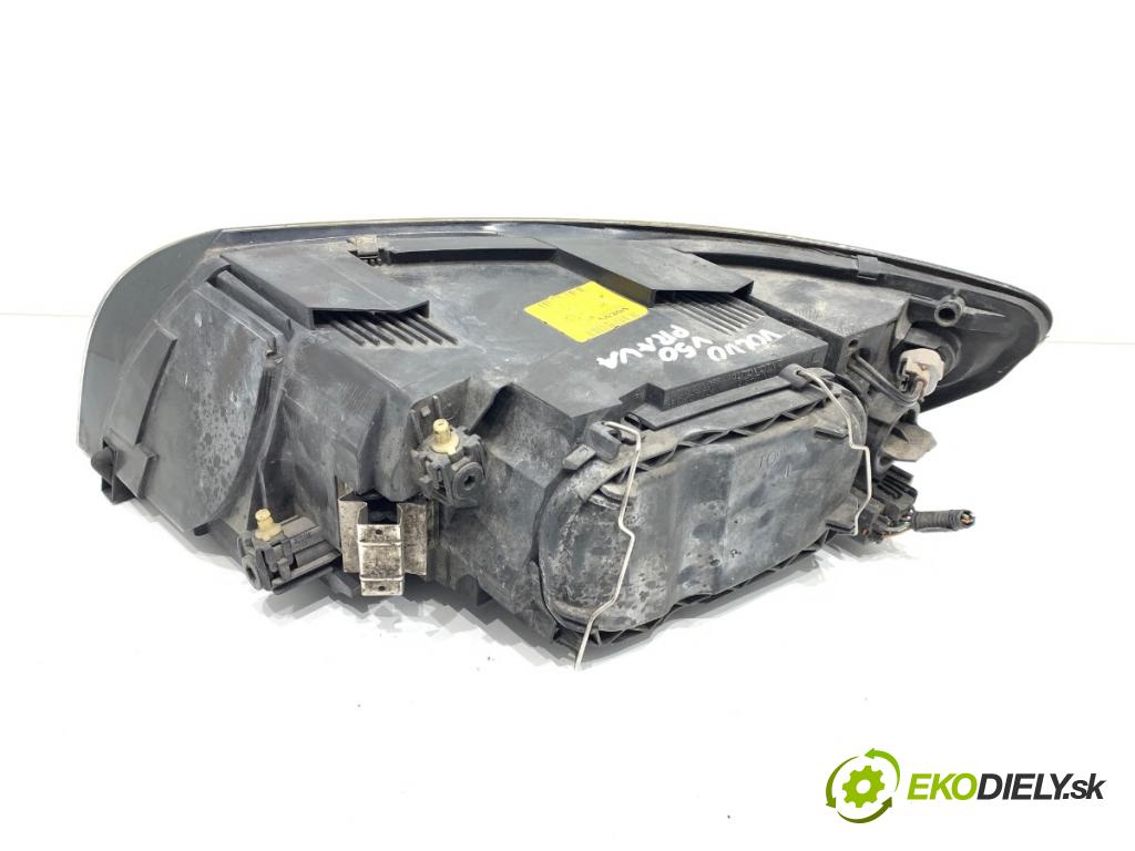 VOLVO V50 Kombi 2006 80 kW 1.6 D 1560 Svetlomet pravy predný 30698886