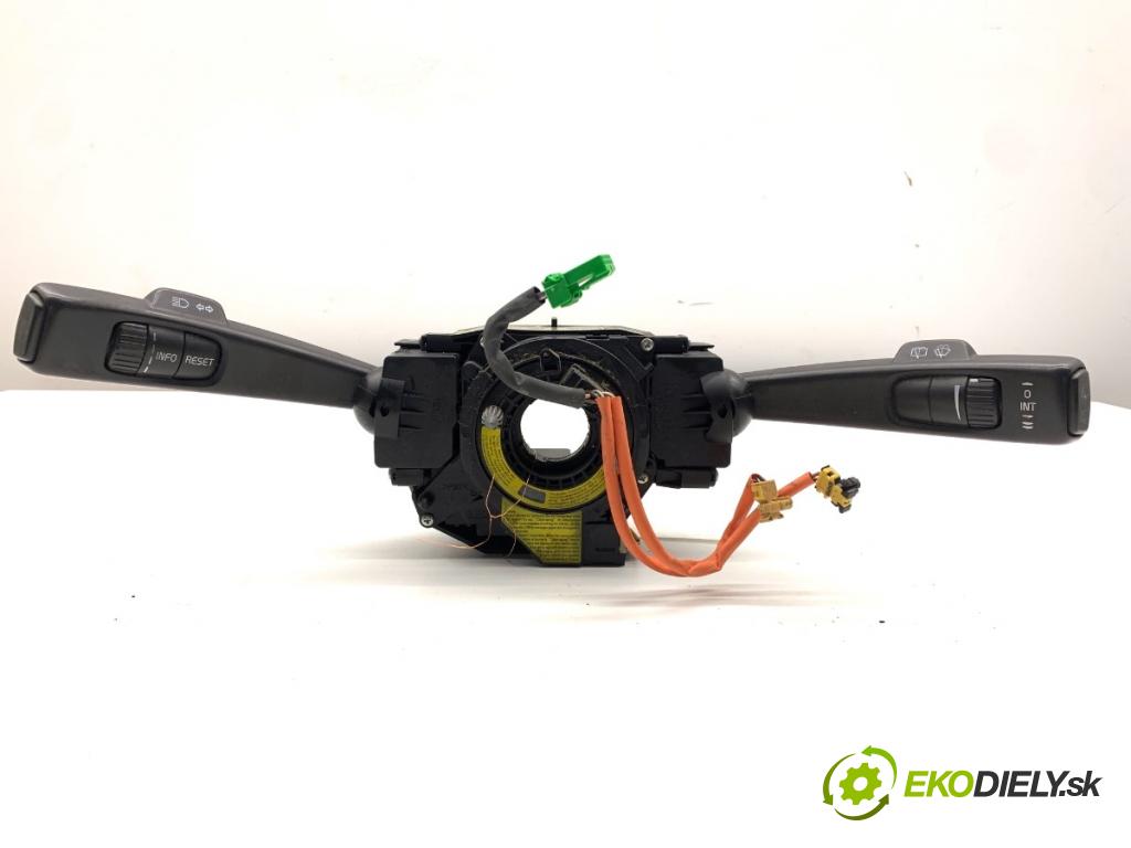 VOLVO V50 Kombi 2006 80 kW 1.6 D 1560 Prepínač kombinovaný P30710342 (Prepínacie páčky pod volantom)