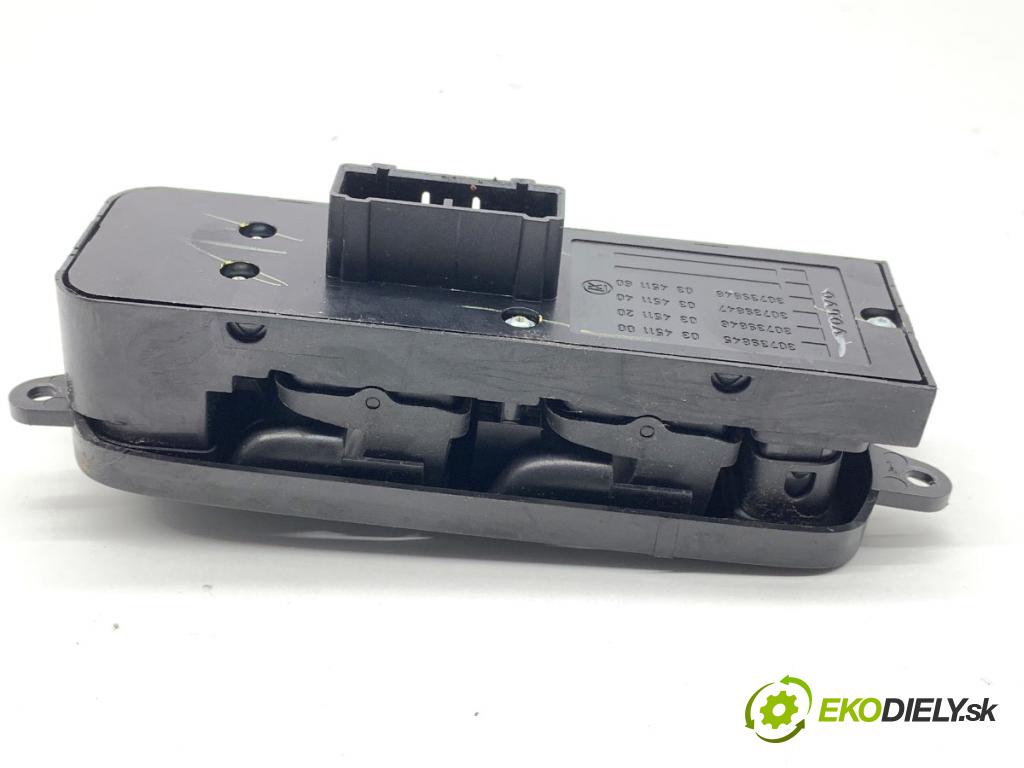 VOLVO V50 Kombi 2006 80 kW 1.6 D 1560 Prepínač okien 30739845 (Prepínacie páčky pod volantom)