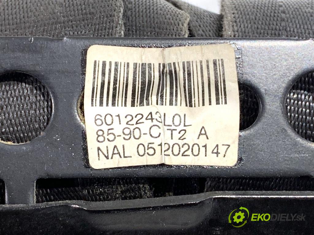 VOLVO V50 Kombi 2006 80 kW 1.6 D 1560 Držiak BEZPEČNOSŤ ľavy predný 30661788