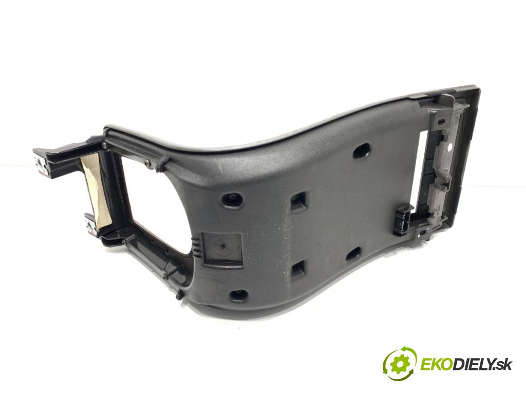 VOLVO V50 Kombi 2006 80 kW 1.6 D 1560 Panel ovládania kúrenia  (Prepínacie páčky pod volantom)